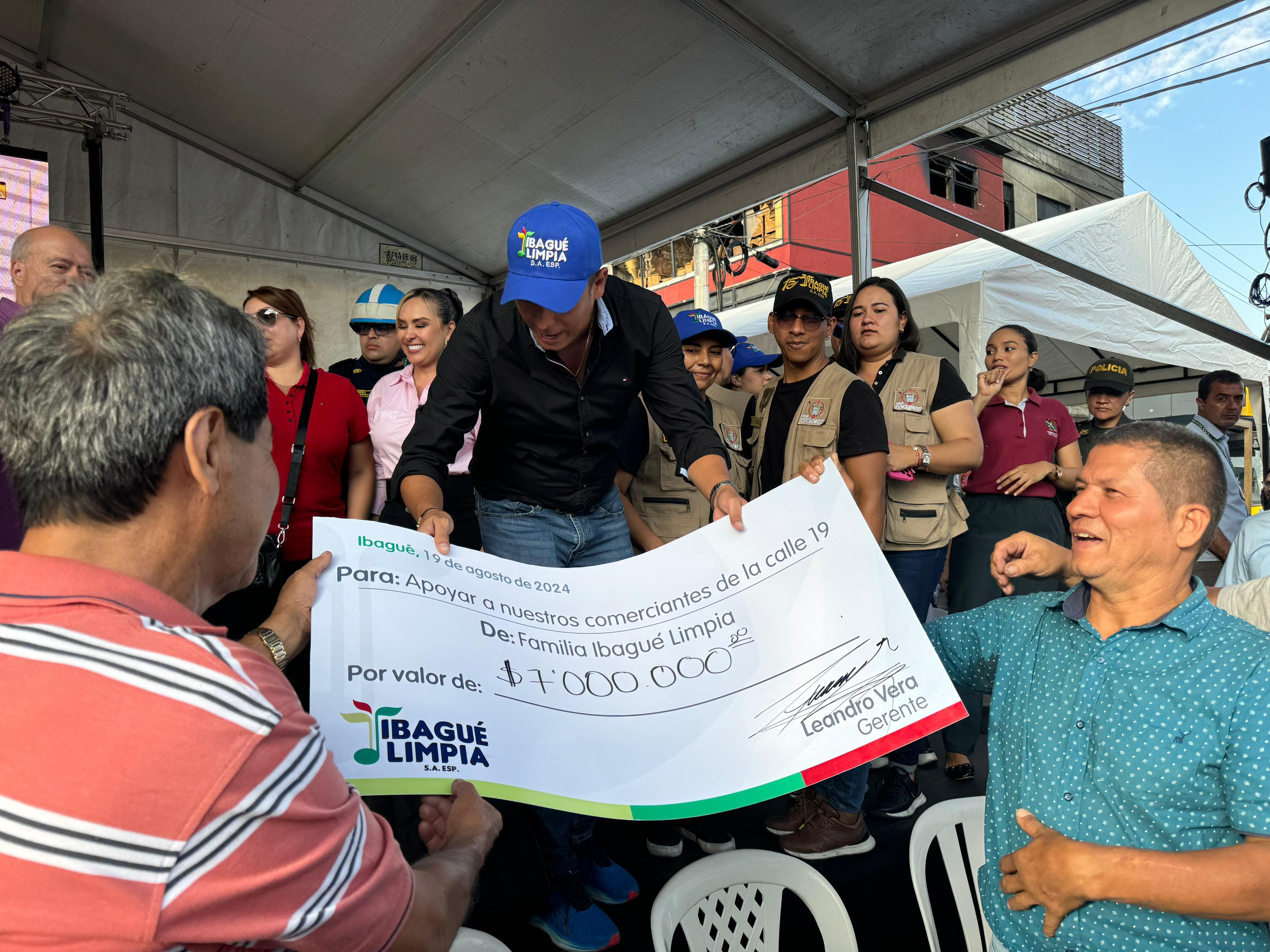 Ibagué Limpia dona $ 7 millones para apoyar a comerciantes de la calle 19